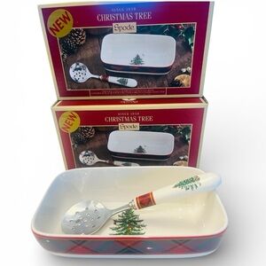 Spode Christmas Tree Tartan serving dish with a slotted spoon Set Of 2
